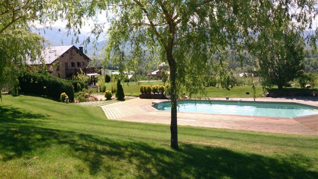 Casa con encanto, jardín, vistas y piscina Estavar Exterior foto
